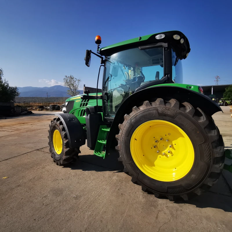 Трактор John Deere 6125R лизинг с 20%първоначална вноска, лихва3.3 %, снимка 3 - Селскостопанска техника - 43596444