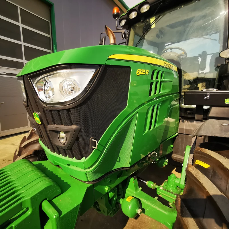 Трактор John Deere 6125R лизинг с 20%първоначална вноска, лихва3.3 %, снимка 2 - Селскостопанска техника - 43596444