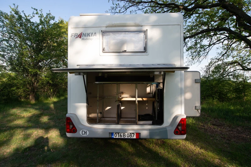 Кемпер Frankia  Fiat Ducato Frankia Holiday Class 6.50, снимка 5 - Каравани и кемпери - 50133414