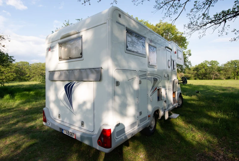 Кемпер Frankia  Fiat Ducato Frankia Holiday Class 6.50, снимка 4 - Каравани и кемпери - 50133414
