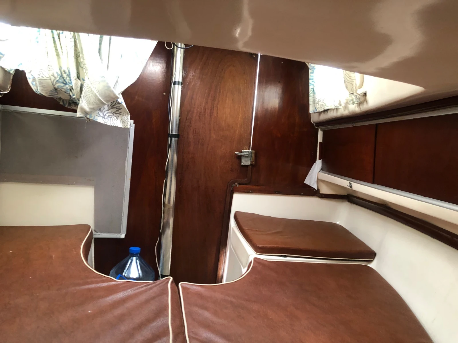 Ветроходна лодка Holland Boat Damio, снимка 11 - Воден транспорт - 53815633