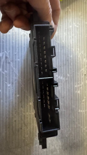Модул за Врата за Mercedes E - 2118208185, снимка 2