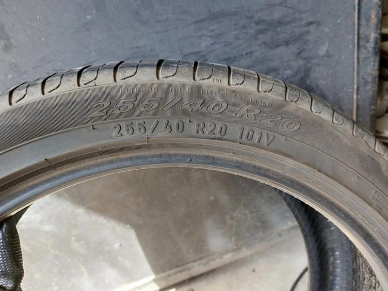 Гуми Летни 255/40R20, снимка 8 - Гуми и джанти - 36802227