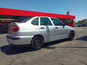Seat Cordoba На Метан, снимка 2