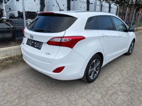 Hyundai I30 1.6  CRDI КАТО НОВА  FACE NAVI KAMERA TOP, снимка 4 - Автомобили и джипове - 42025428