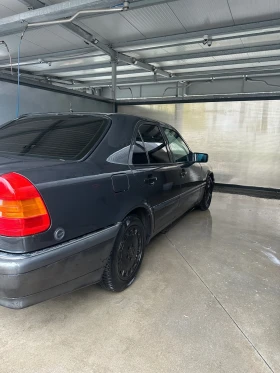 Mercedes-Benz C 180, снимка 4