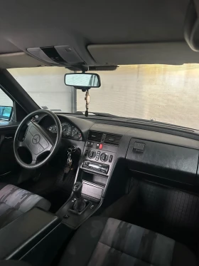 Mercedes-Benz C 180, снимка 9
