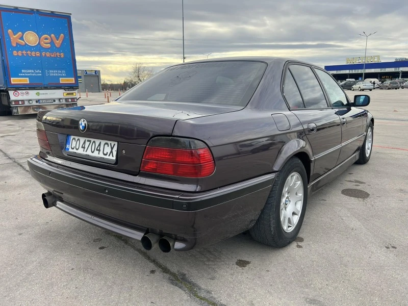 BMW 740, снимка 6 - Автомобили и джипове - 46943560