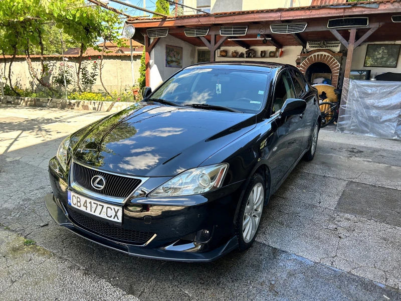 Lexus IS 220 D ЛИЗИНГ, снимка 1 - Автомобили и джипове - 46087084