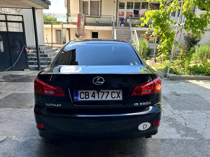 Lexus IS 220 D ЛИЗИНГ, снимка 5 - Автомобили и джипове - 46087084