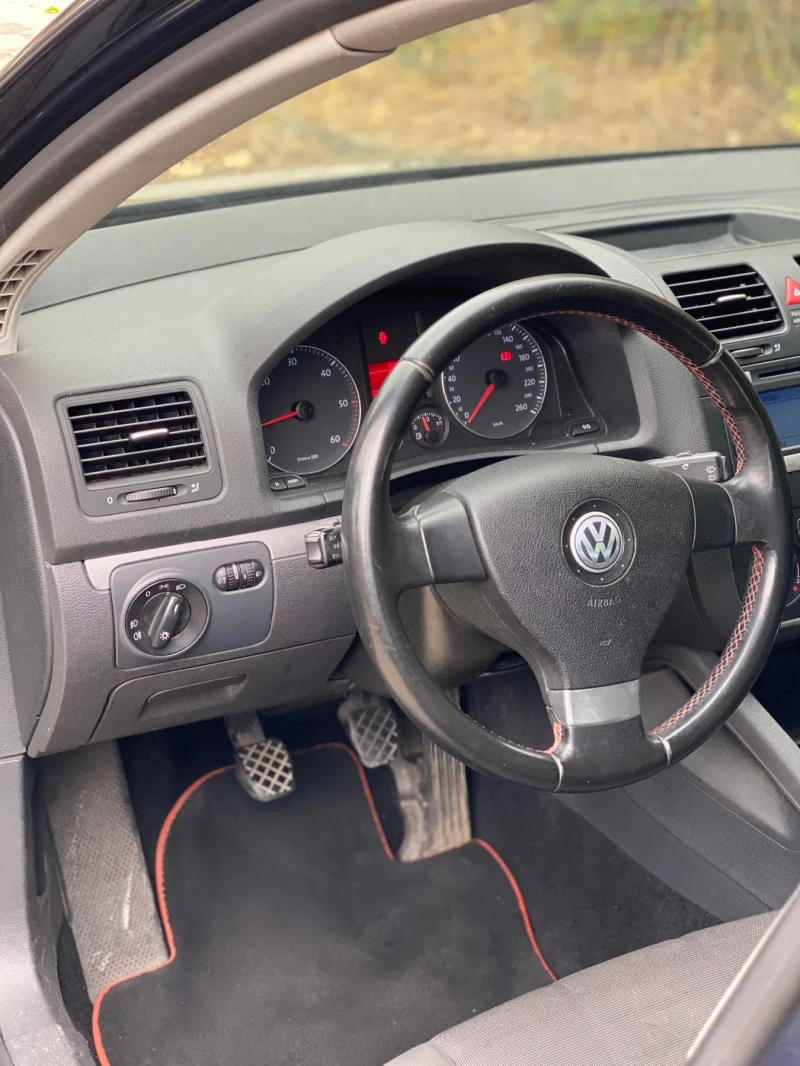 VW Golf 1.9TDI, снимка 6 - Автомобили и джипове - 47412470