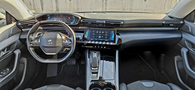 Peugeot 508 SW 225hp EAT8 1.6 plugin in hybrid , снимка 8 - Автомобили и джипове - 48756438