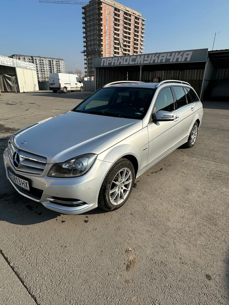 Mercedes-Benz C 180 1.8 бензин, снимка 1 - Автомобили и джипове - 49611950