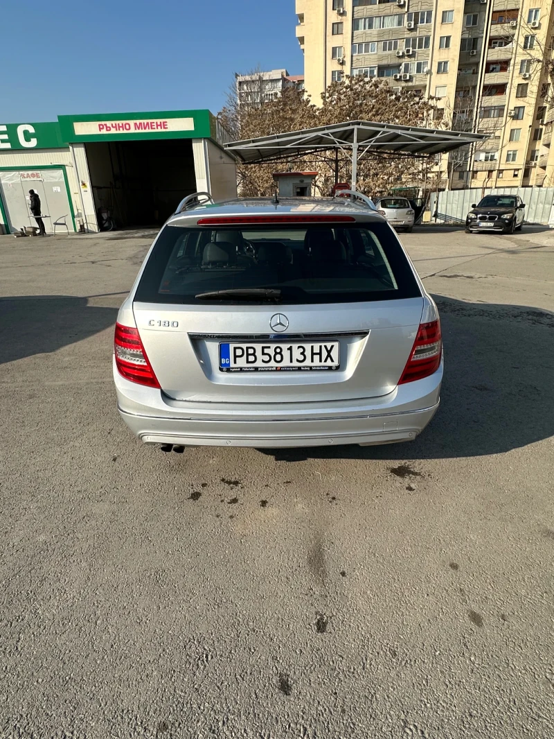 Mercedes-Benz C 180 1.8 бензин, снимка 2 - Автомобили и джипове - 49611950