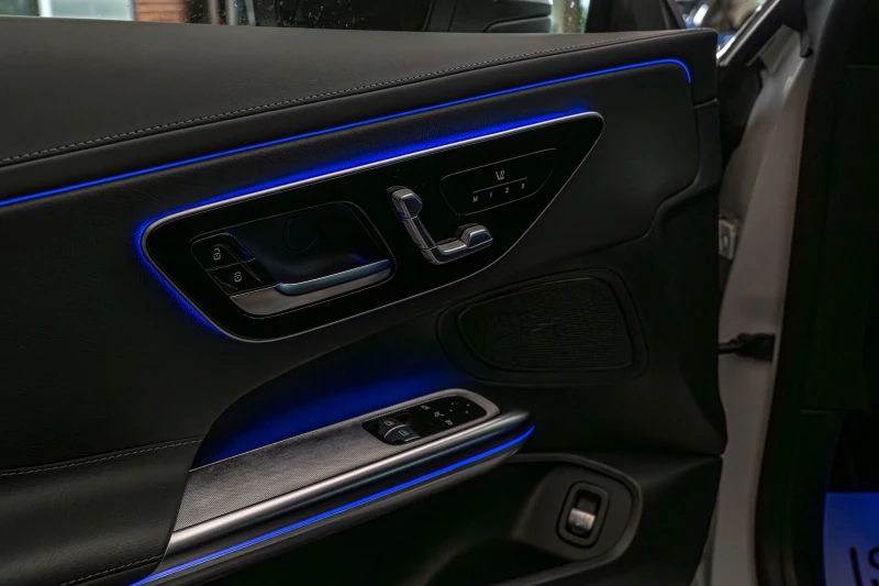 Mercedes-Benz CLE 450/AMG/PREMIUM/Coupe/4Matic/Distronic, снимка 8 - Автомобили и джипове - 49806383