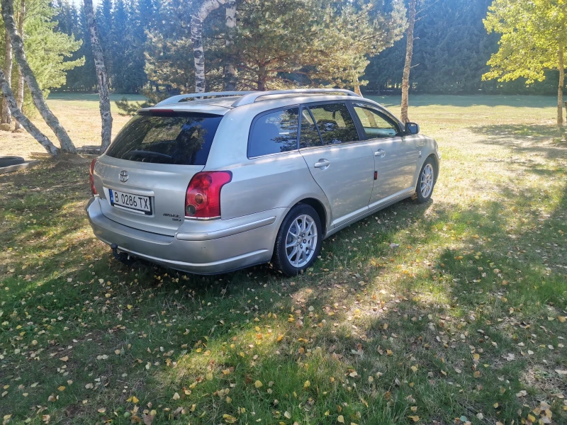Toyota Avensis, снимка 3 - Автомобили и джипове - 52311344
