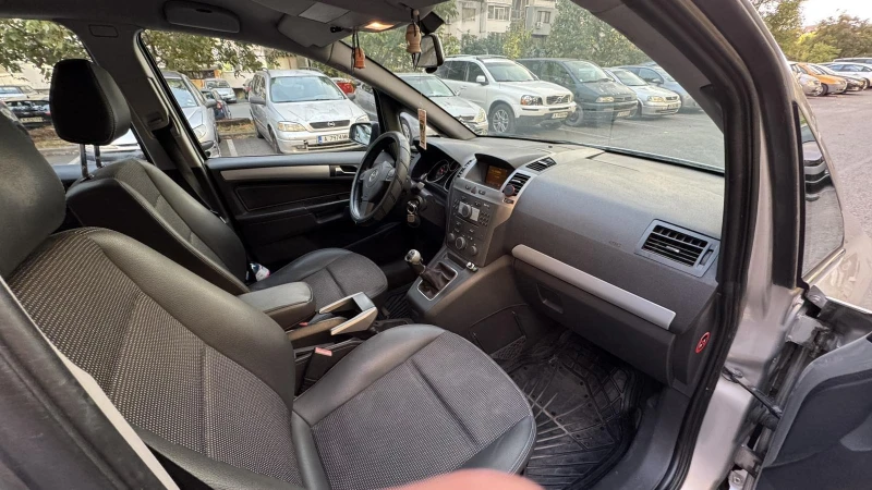 Opel Zafira B, снимка 7 - Автомобили и джипове - 52486145