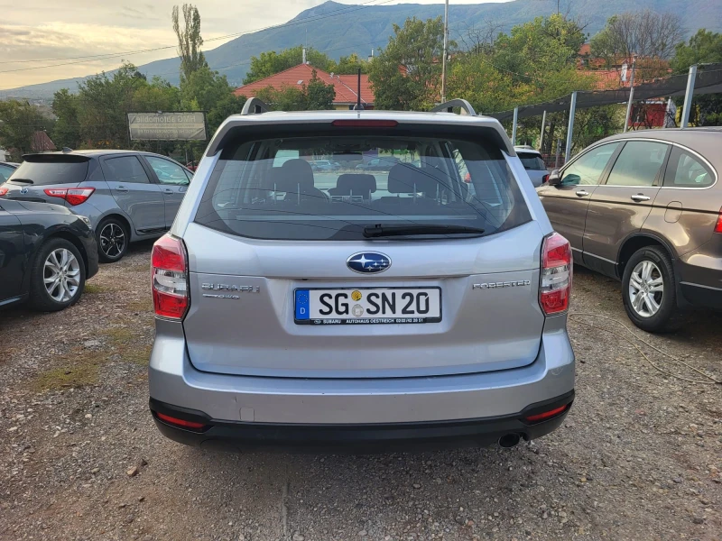 Subaru Forester 2.0  , снимка 5 - Автомобили и джипове - 52210153
