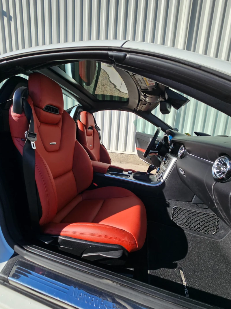 Mercedes-Benz SLK 200 AMG, снимка 14 - Автомобили и джипове - 52423530