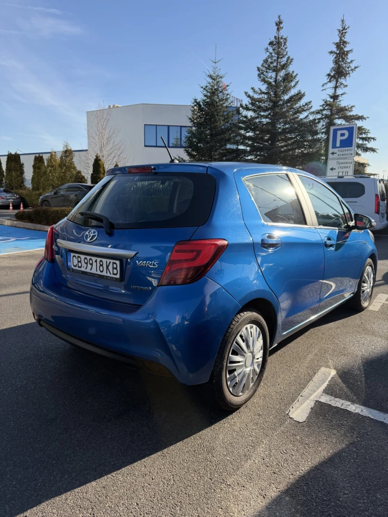 Toyota Yaris 1.5 hybrid, снимка 3 - Автомобили и джипове - 53167635