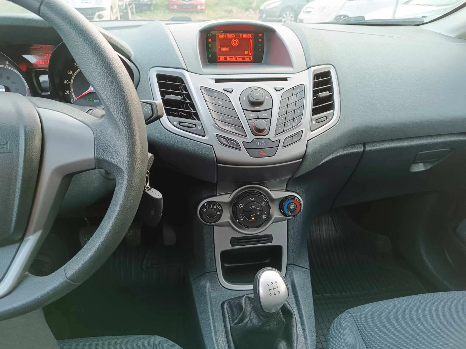 Ford Fiesta 1.25i Trend | Mobile.bg   14