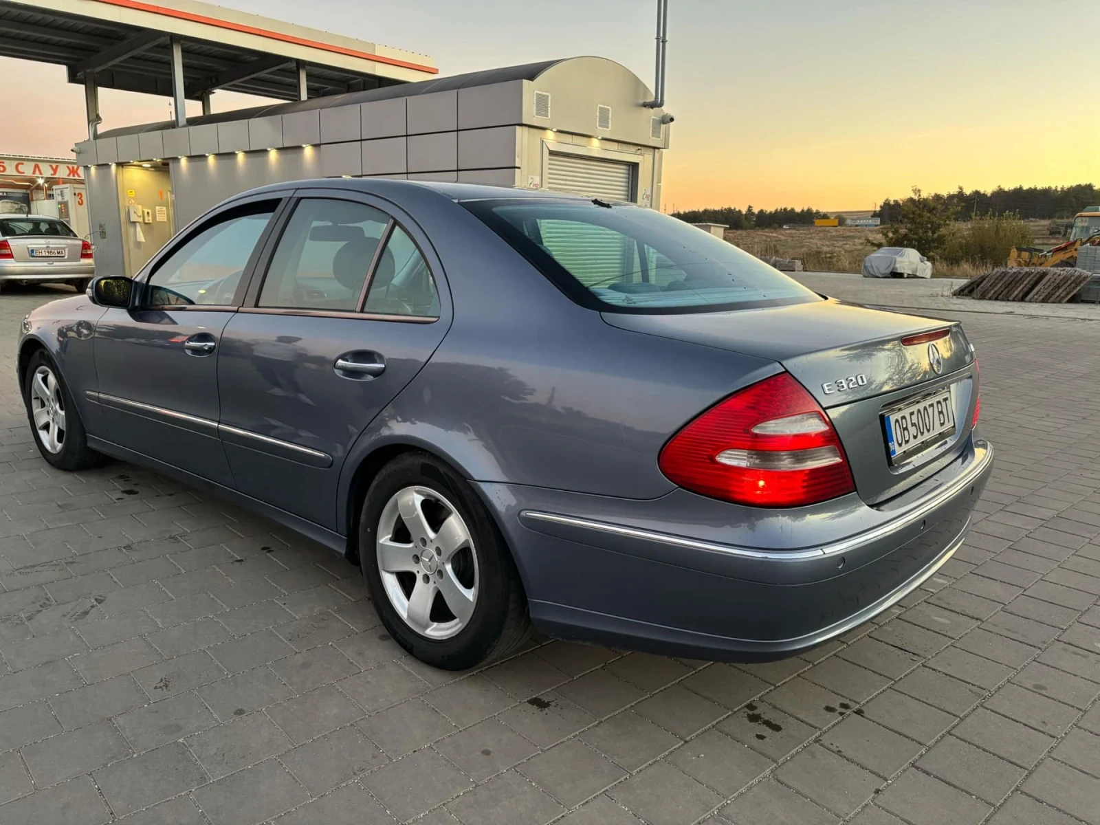 Mercedes-Benz E 320 3.2 cdi avantgarde - изображение 5