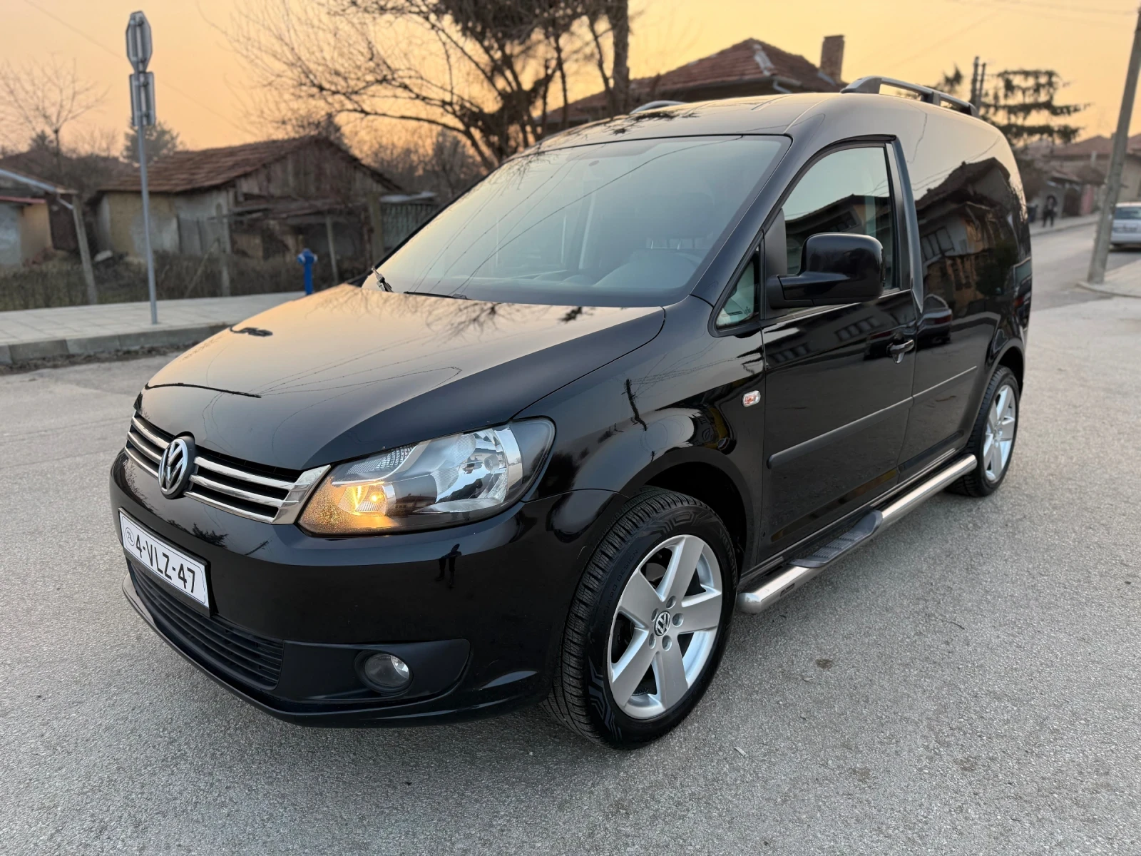 VW Caddy 1.6TDI - изображение 2