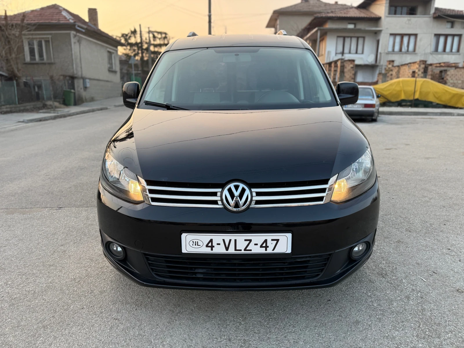 VW Caddy 1.6TDI - изображение 7