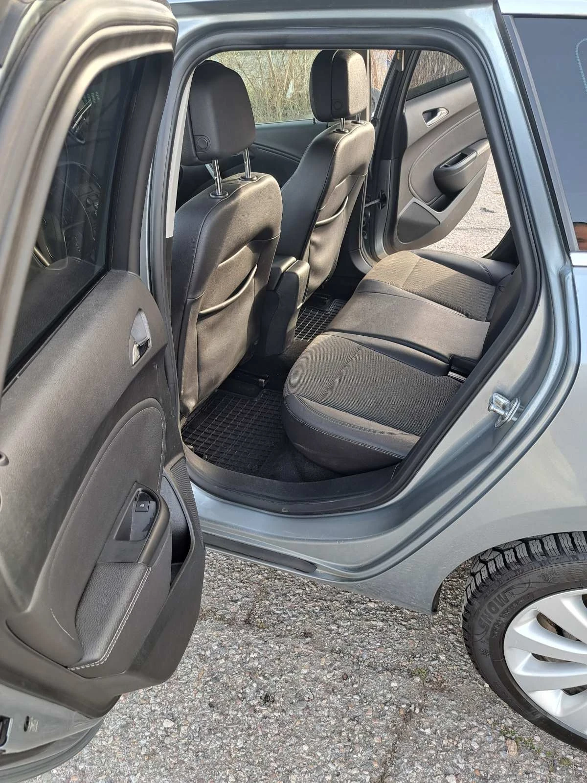 Opel Astra 1.4i - изображение 10