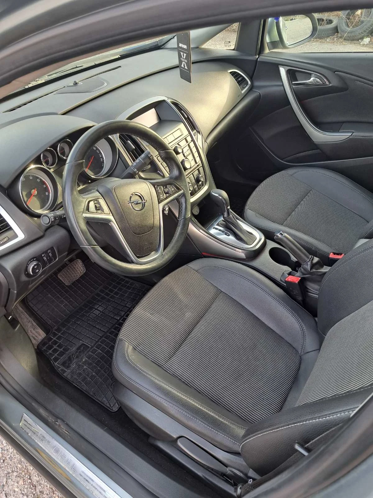 Opel Astra 1.4i - изображение 7