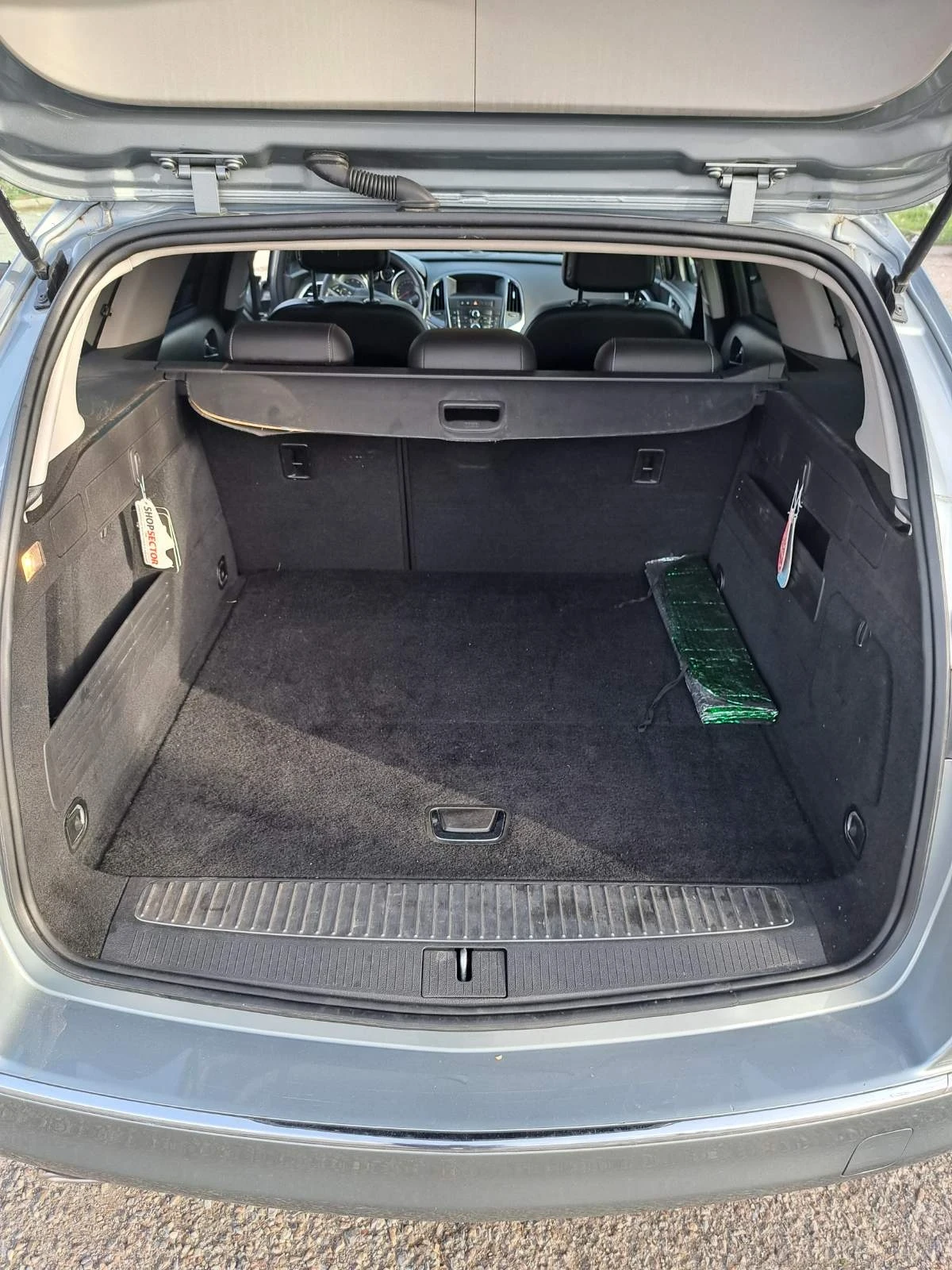 Opel Astra 1.4i - изображение 9