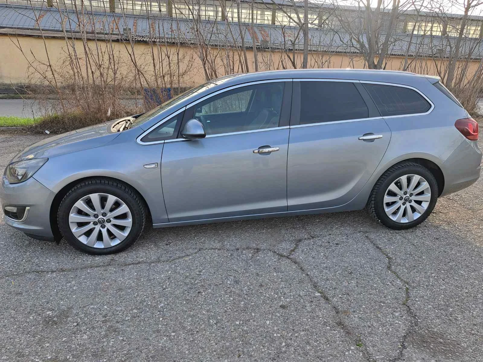 Opel Astra 1.4i - изображение 6