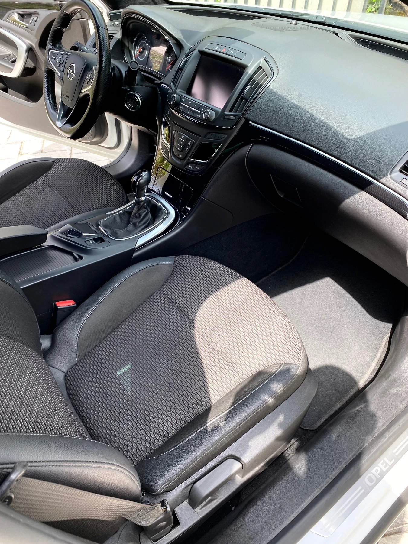Opel Insignia 1.6 бензин - изображение 8