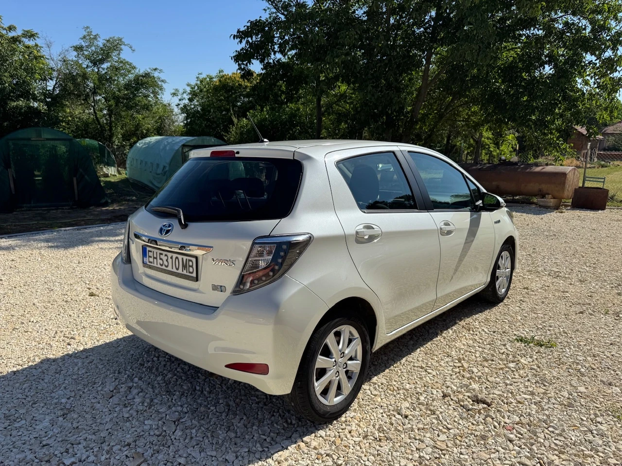 Toyota Yaris 1.5 Hybrid 97000км - изображение 5
