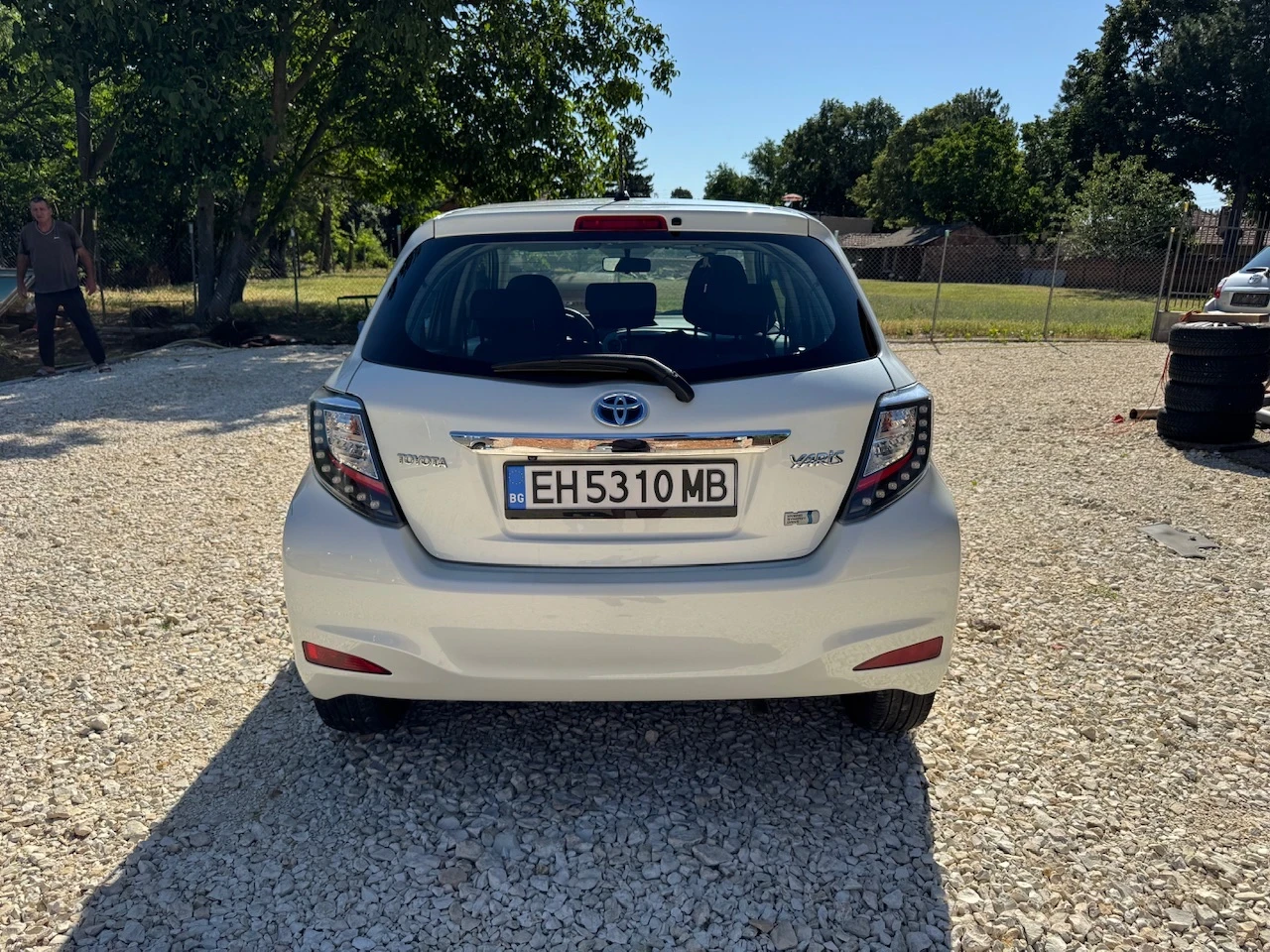 Toyota Yaris 1.5 Hybrid 97000км - изображение 4