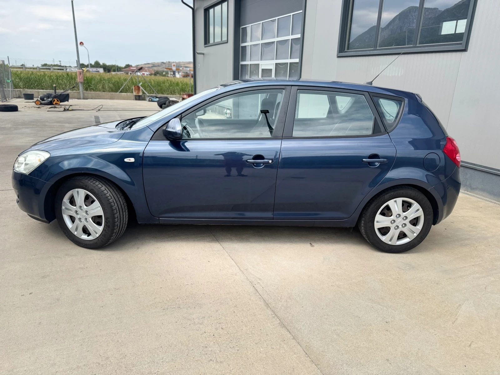 Kia Ceed 118 000 КМ - изображение 3