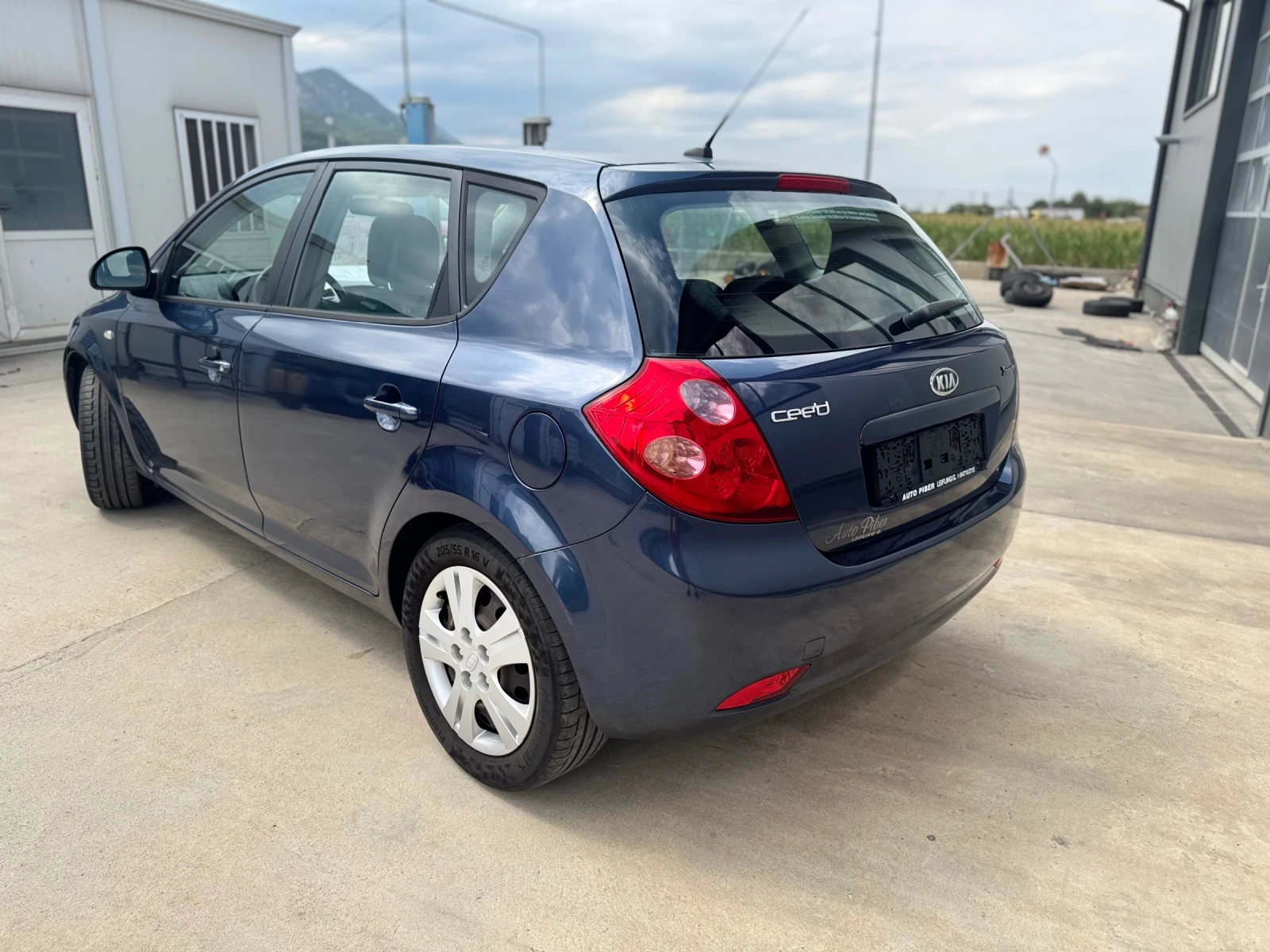 Kia Ceed 118 000 КМ - изображение 4