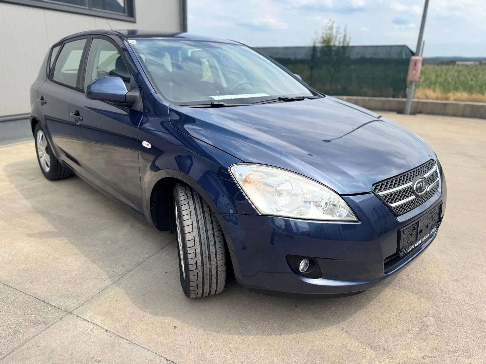 Kia Ceed 118 000 КМ - изображение 8