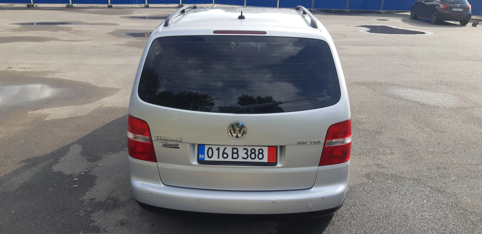 VW Touran 7 места, 2.0 ТДИ DSG - изображение 5