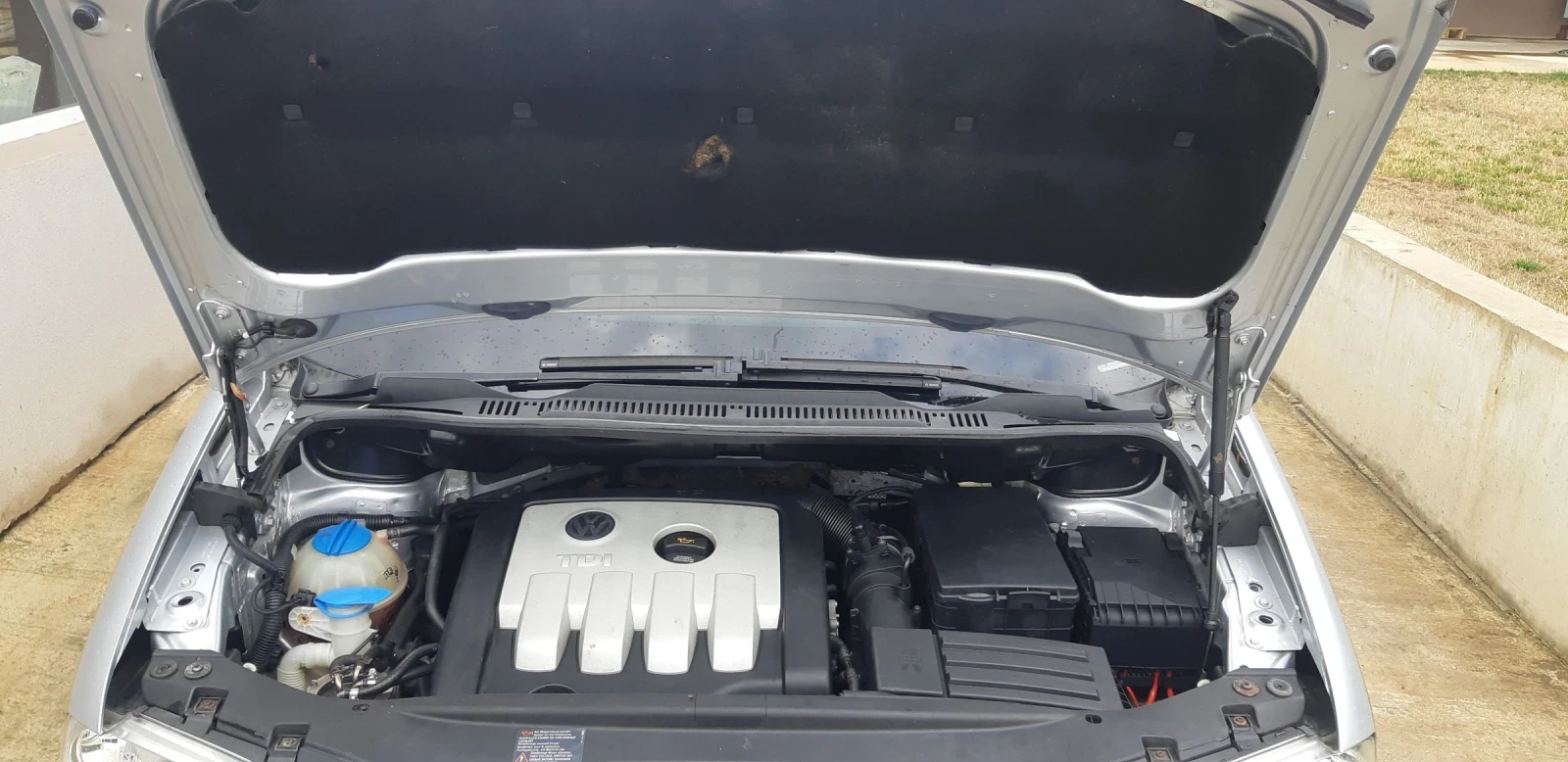 VW Touran 7 места, 2.0 ТДИ DSG - изображение 8