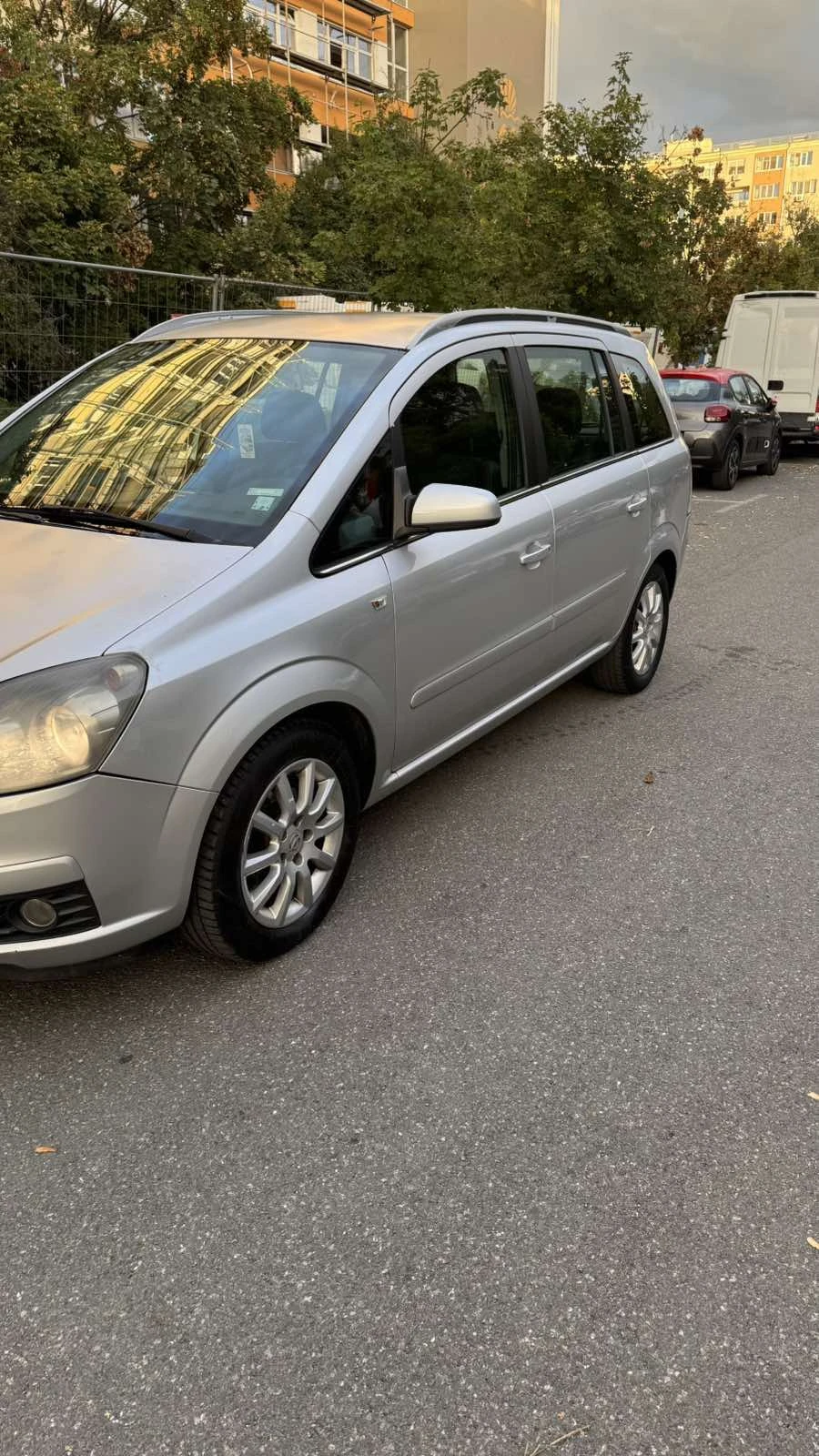 Opel Zafira B - изображение 2