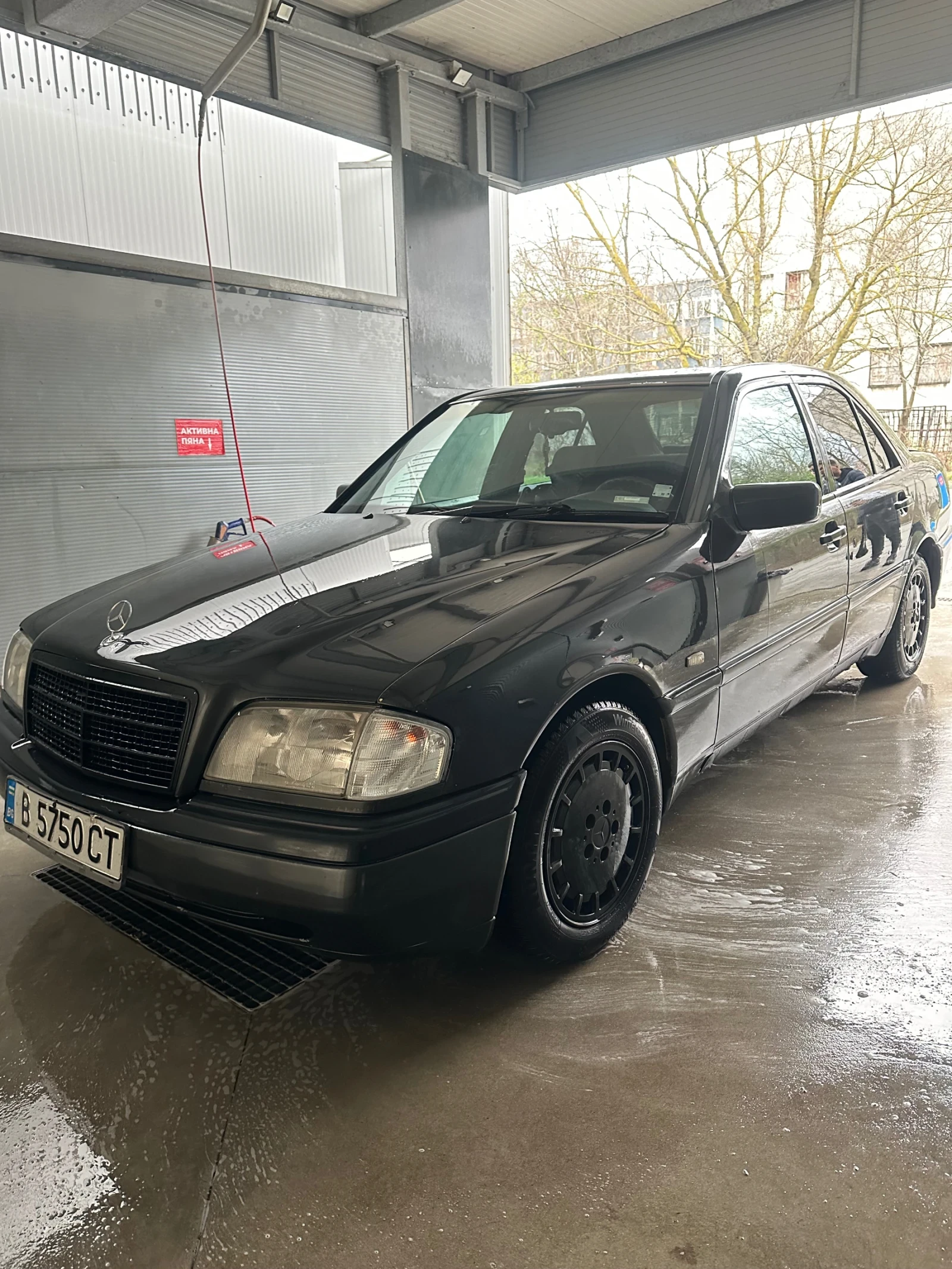 Mercedes-Benz C 180  - изображение 2
