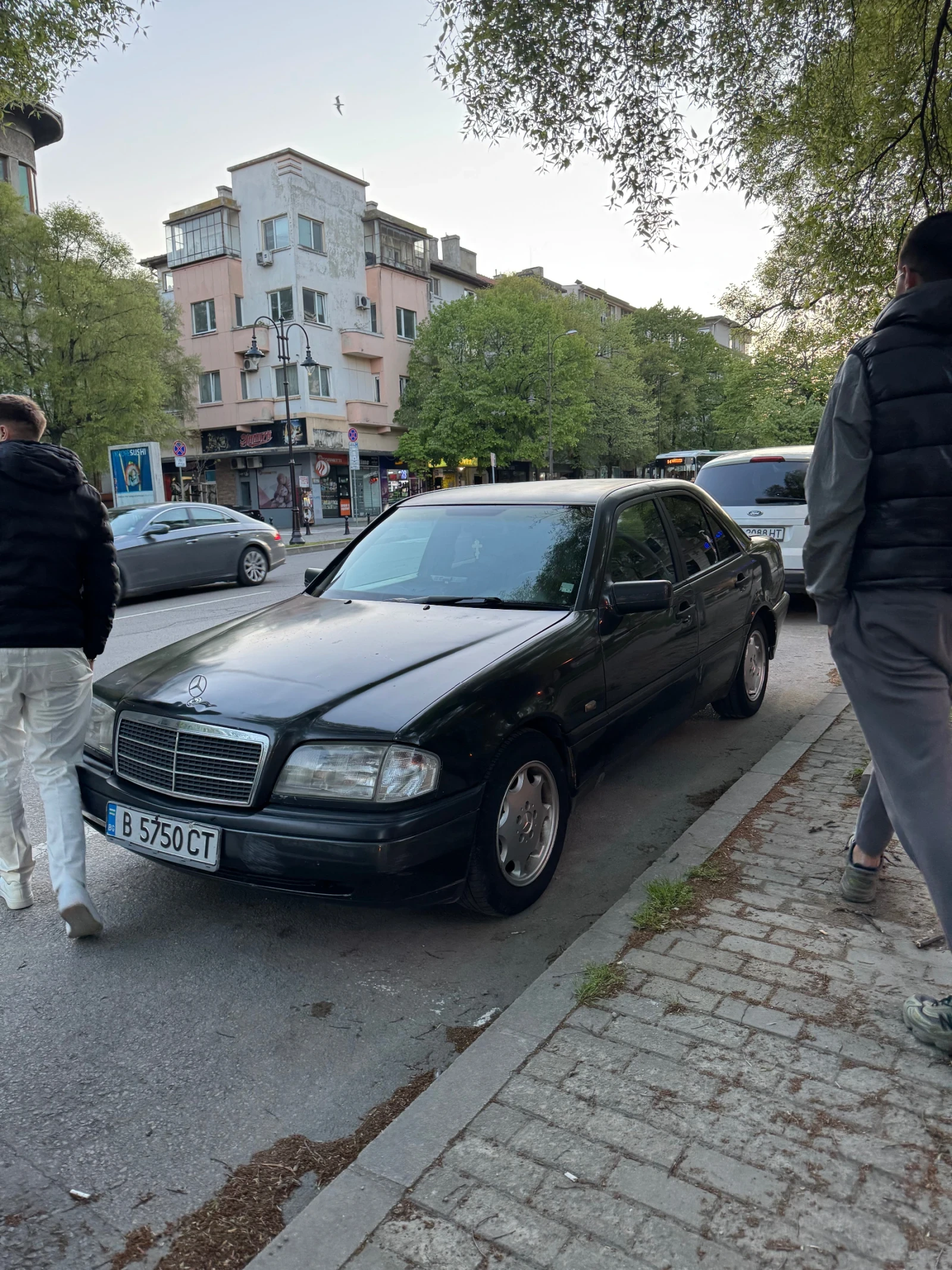 Mercedes-Benz C 180