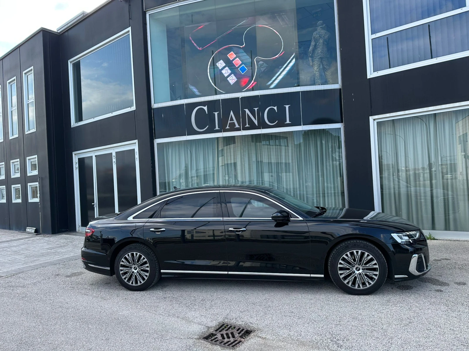 Audi A8 Блиндиран  VR9