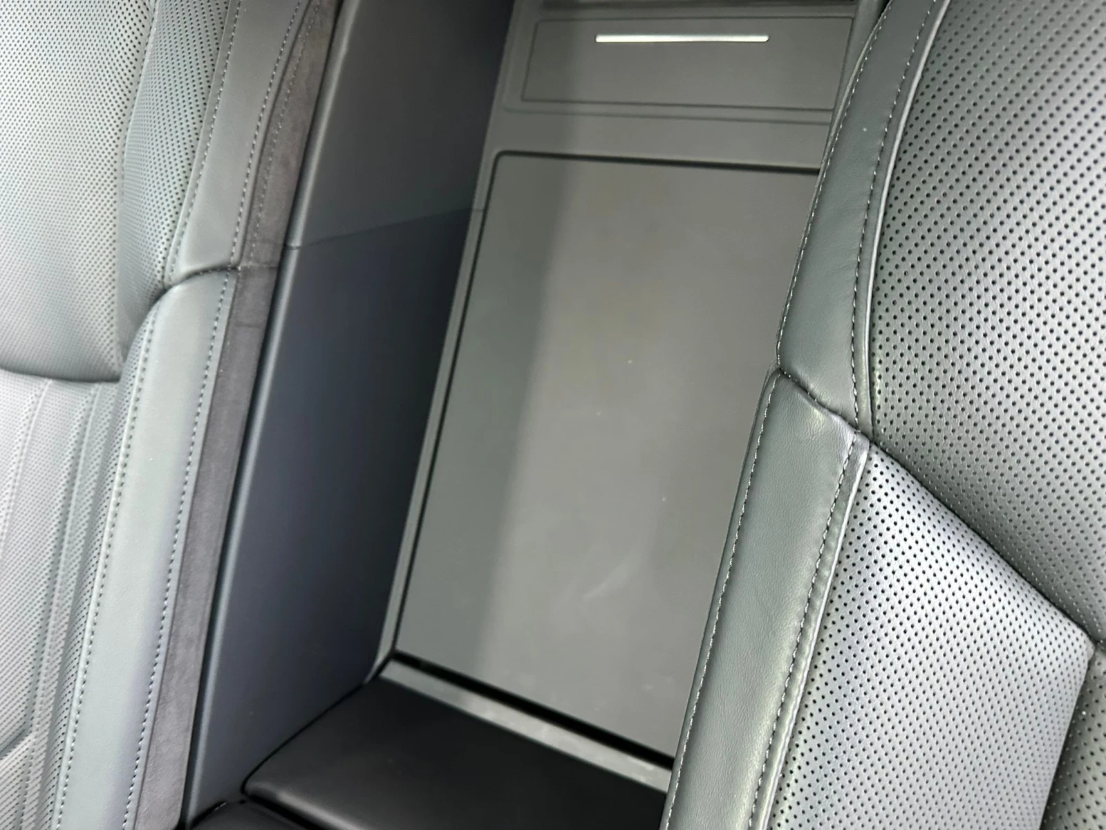 Audi A8 Блиндиран  VR9, снимка 10 - Автомобили и джипове - 54120422