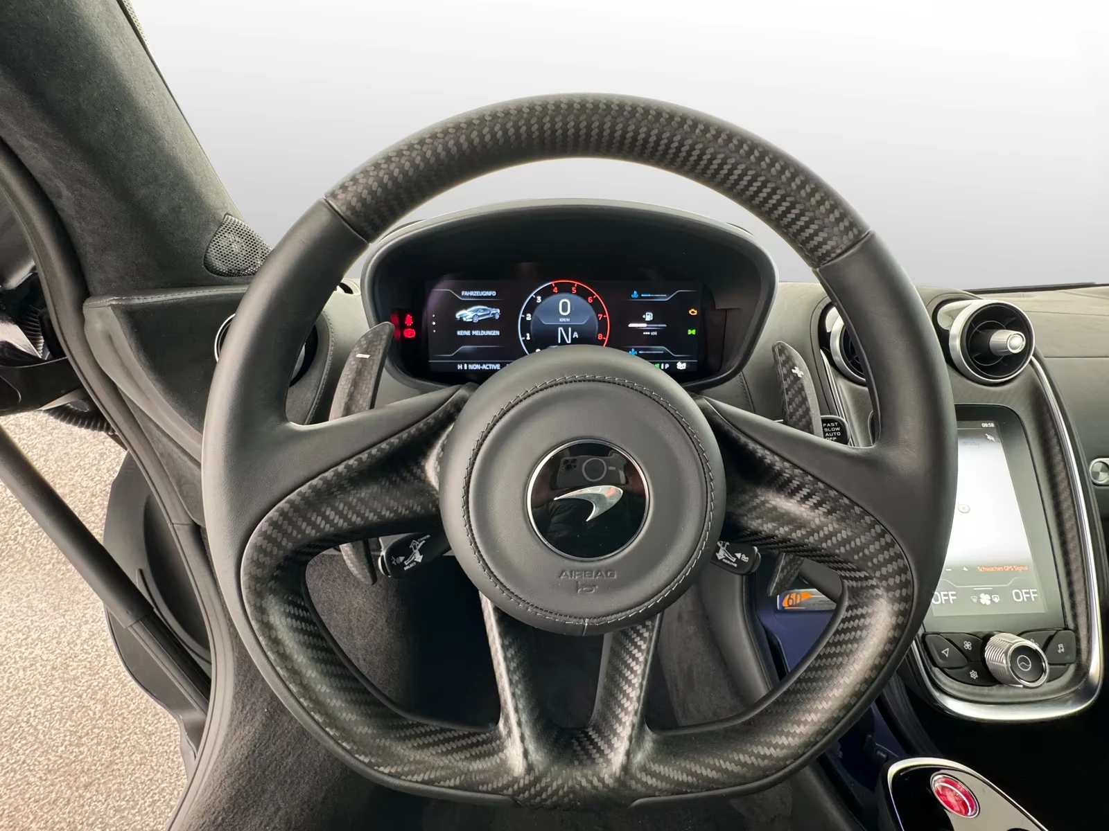 McLaren GT S KERAMIK PANORAMA B&W, снимка 13 - Автомобили и джипове - 54269690