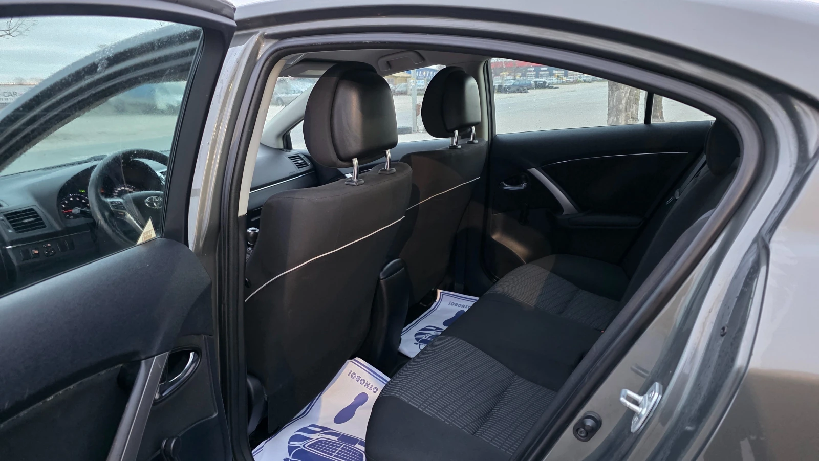 Toyota Avensis УНИКАТ/FACE LIFT, снимка 9 - Автомобили и джипове - 54487581