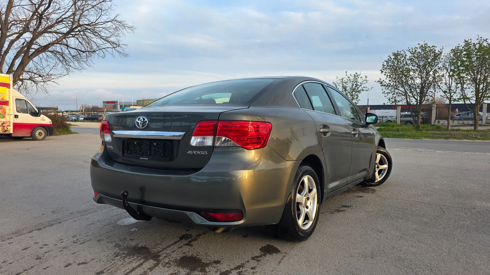 Toyota Avensis УНИКАТ/FACE LIFT, снимка 4 - Автомобили и джипове - 54487581