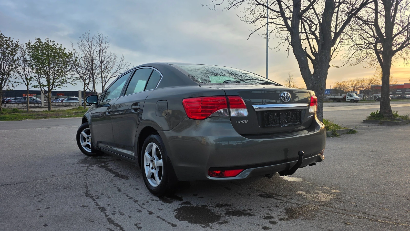 Toyota Avensis УНИКАТ/FACE LIFT, снимка 5 - Автомобили и джипове - 54487581