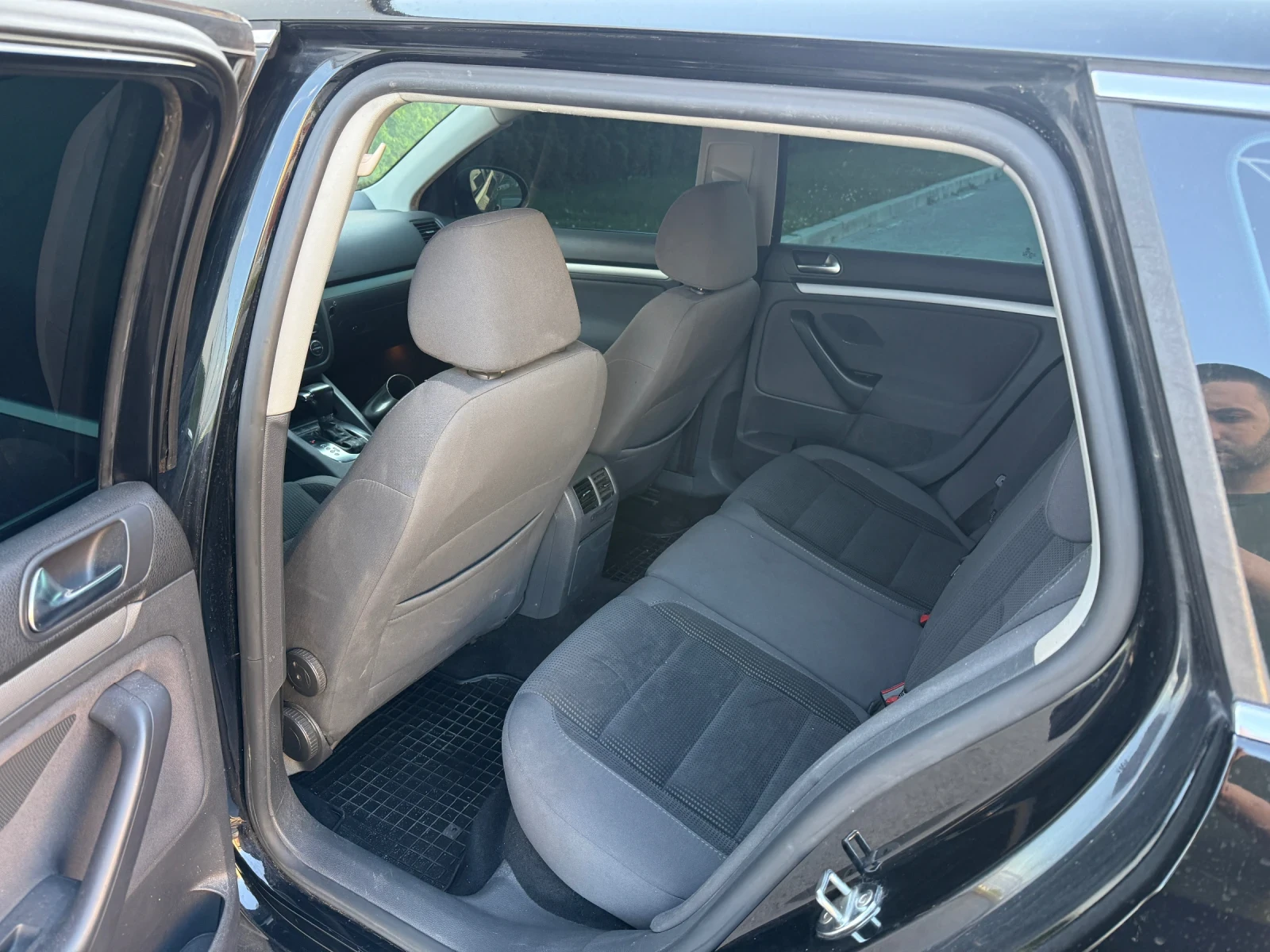 VW Golf 1.9 105 DSG, снимка 8 - Автомобили и джипове - 54733022